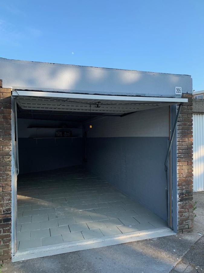 Apartamento Blue Shell With Private Parking Garage Zandvoort Exterior foto