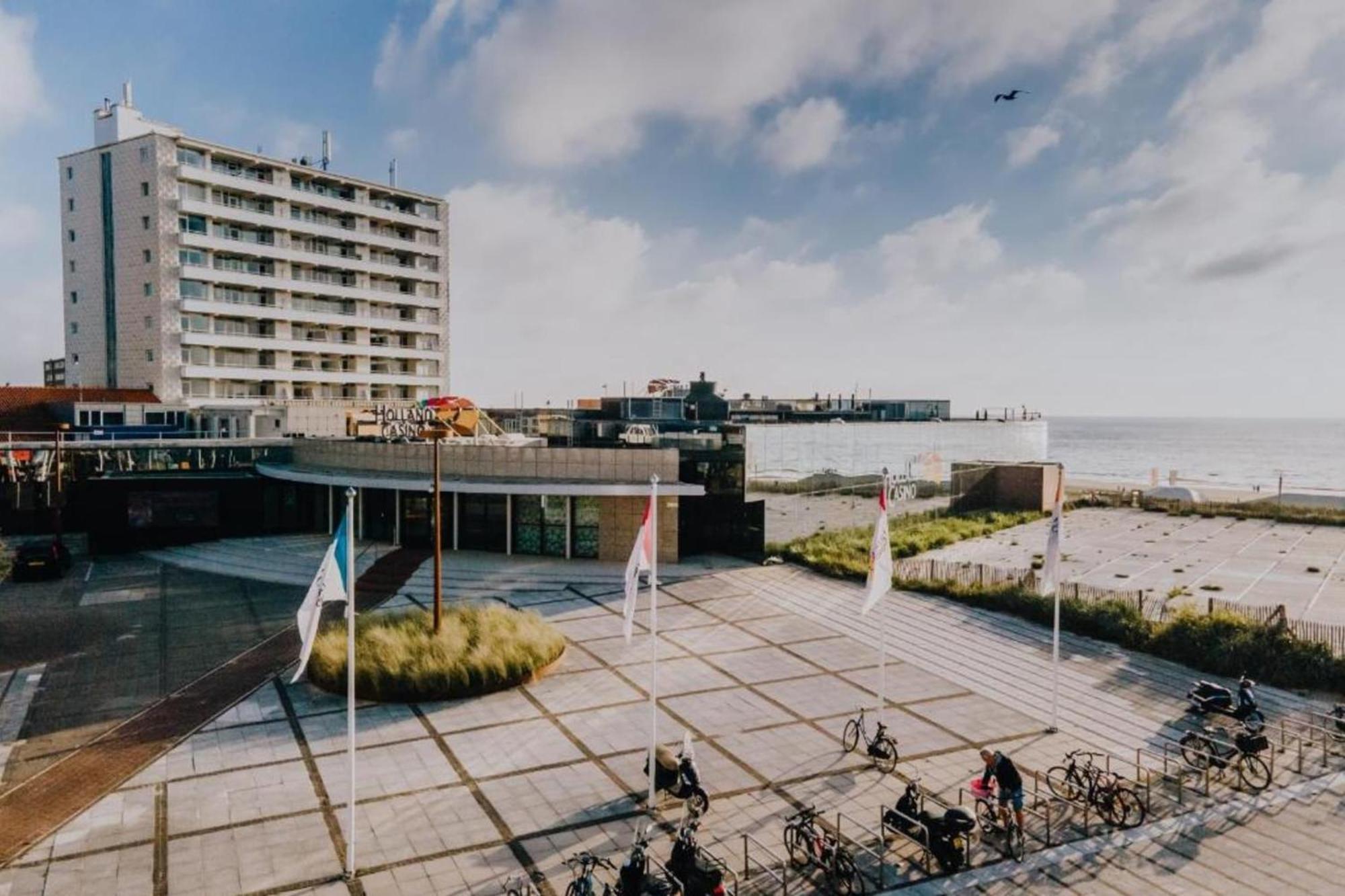 Apartamento Blue Shell With Private Parking Garage Zandvoort Exterior foto